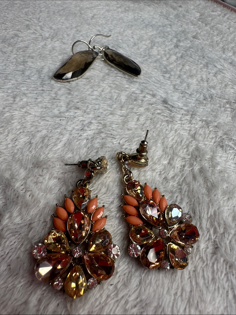 Earring Collection - Picture 13 of 16